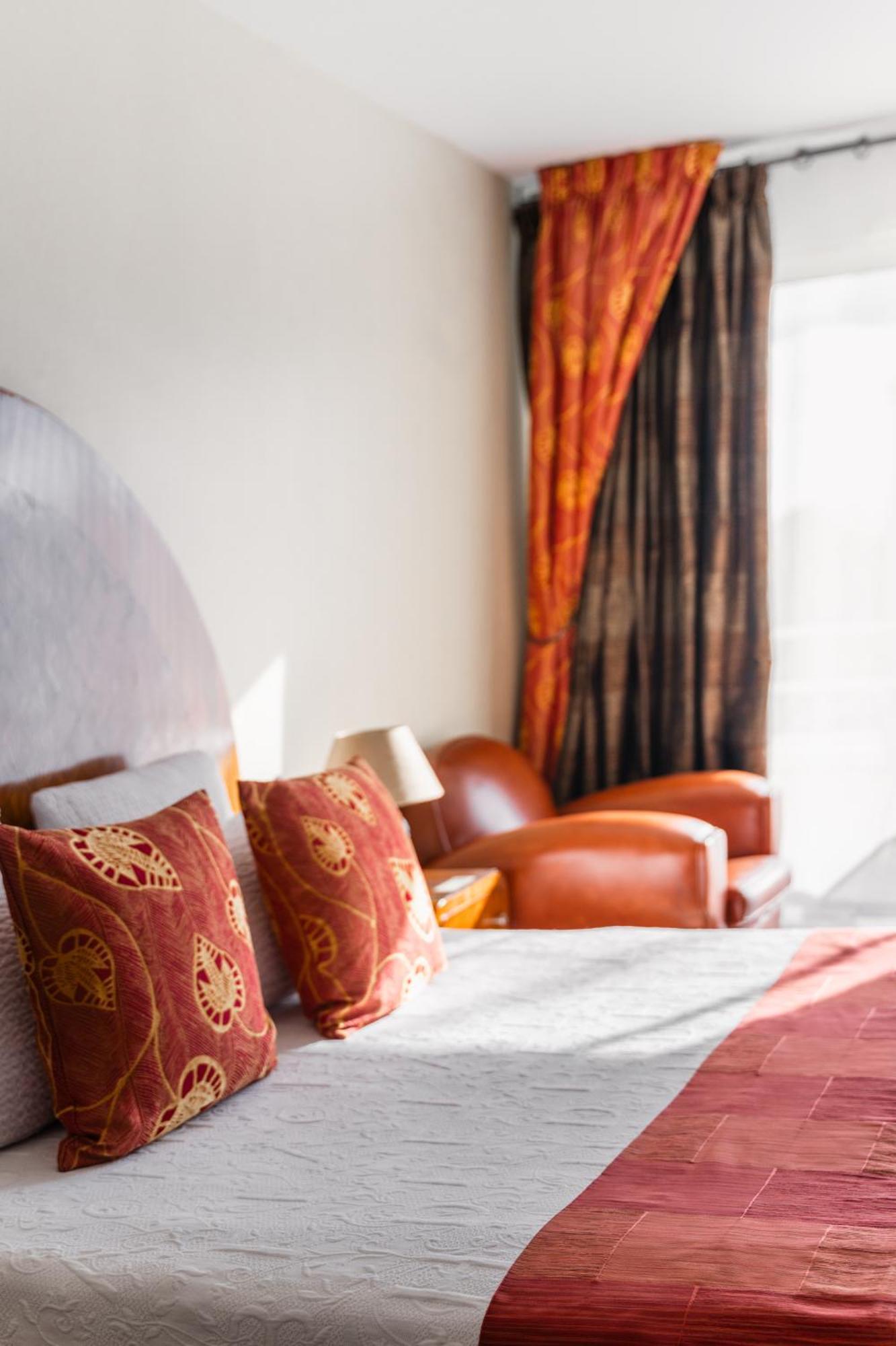 Logis L'Auberge - Maison Glenn Anna Sainte-Anne-d'Auray Ngoại thất bức ảnh