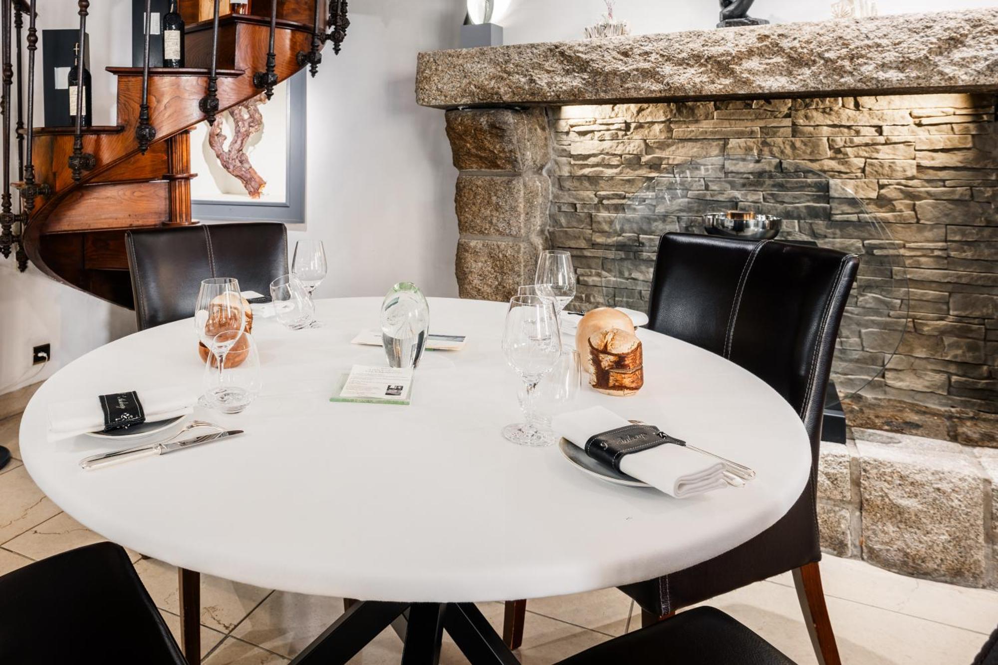 Logis L'Auberge - Maison Glenn Anna Sainte-Anne-d'Auray Ngoại thất bức ảnh