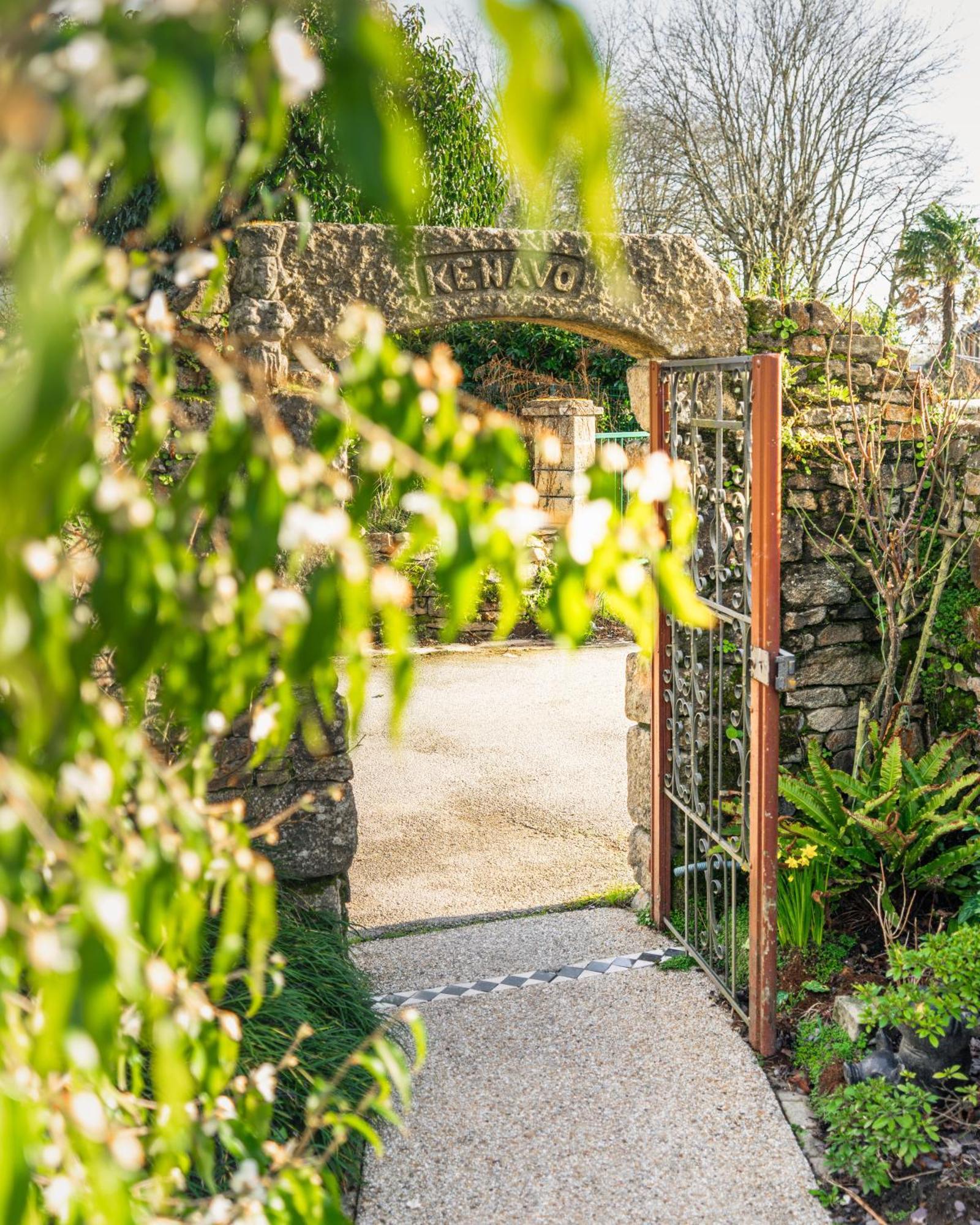Logis L'Auberge - Maison Glenn Anna Sainte-Anne-d'Auray Ngoại thất bức ảnh